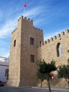 Vista exterior trasera del Castillo de Luna, ROTA